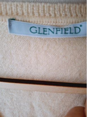 Kremowy sweter Glenfield