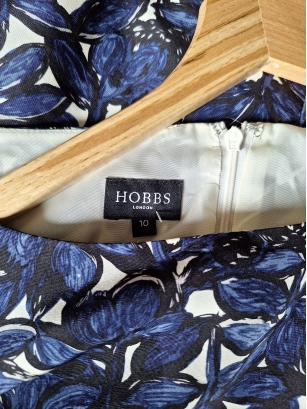 Jedwabna sukienka Hobbs 36